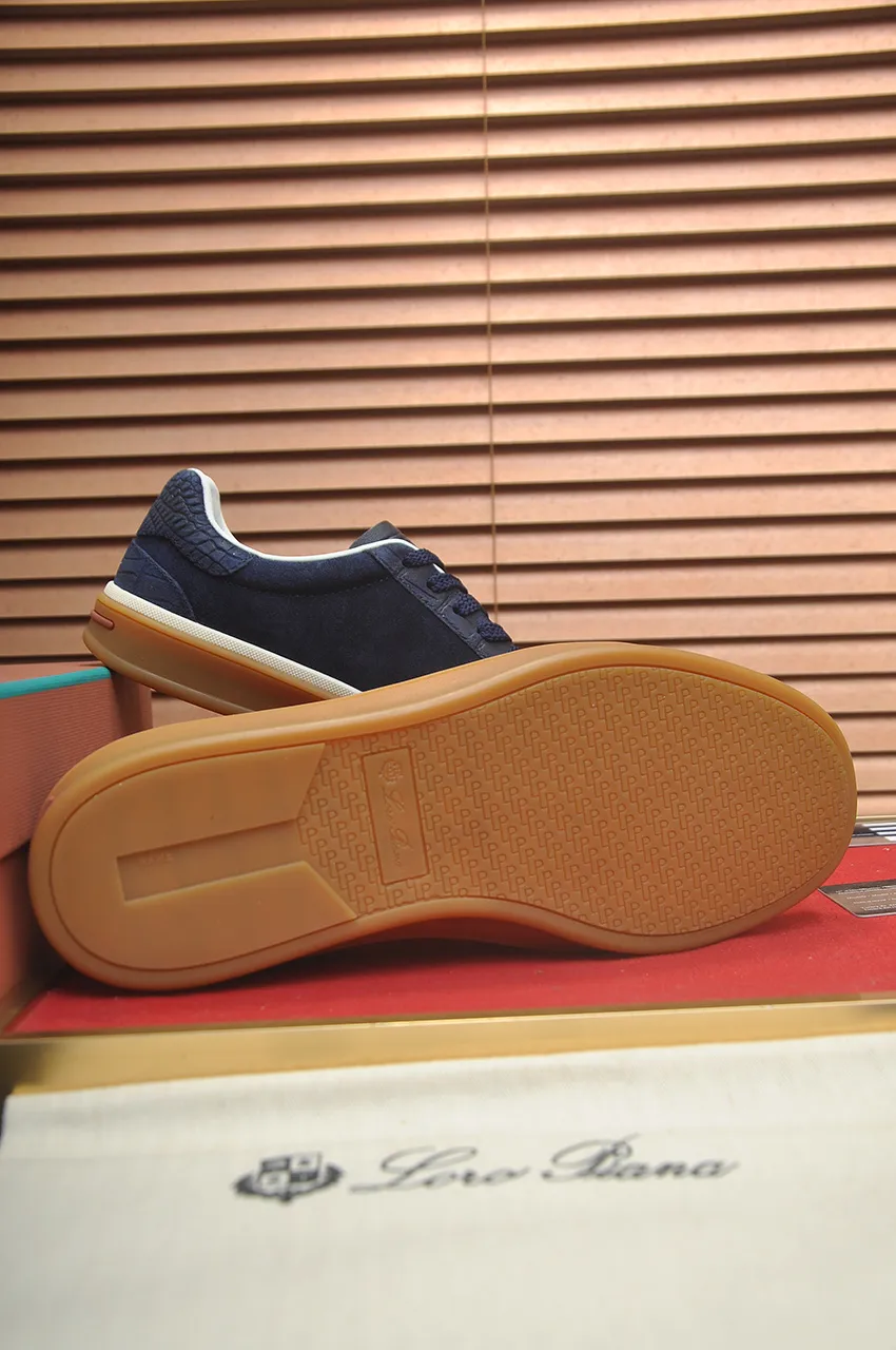 Men's men's shoes 💰580💶[𝐥𝐨𝐫𝐨 𝐏𝐢𝐚𝐧𝐚] lp classic loafers, an Italian treasure brand, the only brand that can match Hermès! Only after wearing it do we realize that we cannot let down our feet. The upper is imported cashmere, the lining of water-dyed cowhide ➕ the cowhide feet, the official original glass rubber outsole, and the pendant. Exclusive original packaging (tag ➕ brand paper ➕ outer box ➕ hand bag) code number: 38-46 (45 46 customized)